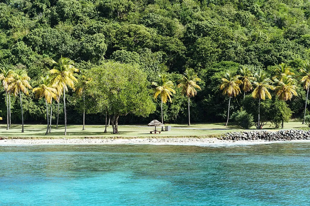 1024px Mustique beach