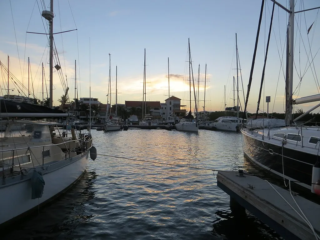 1024px Simpson Bay Lagoon St Maarten Oct 2014 15656001481