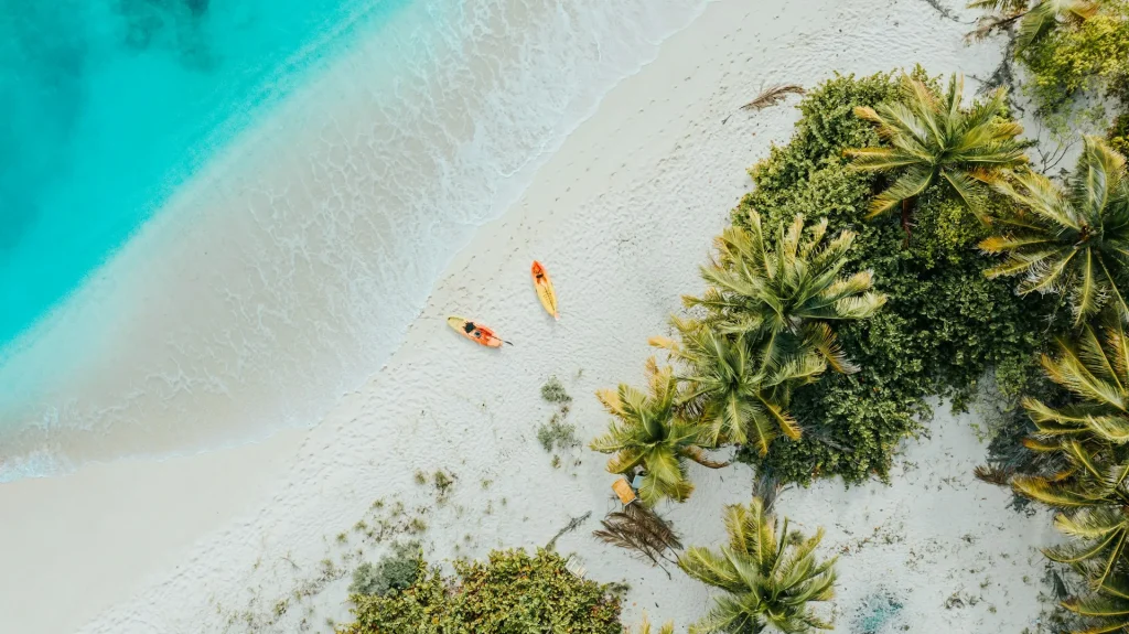 Sandy island unsplash