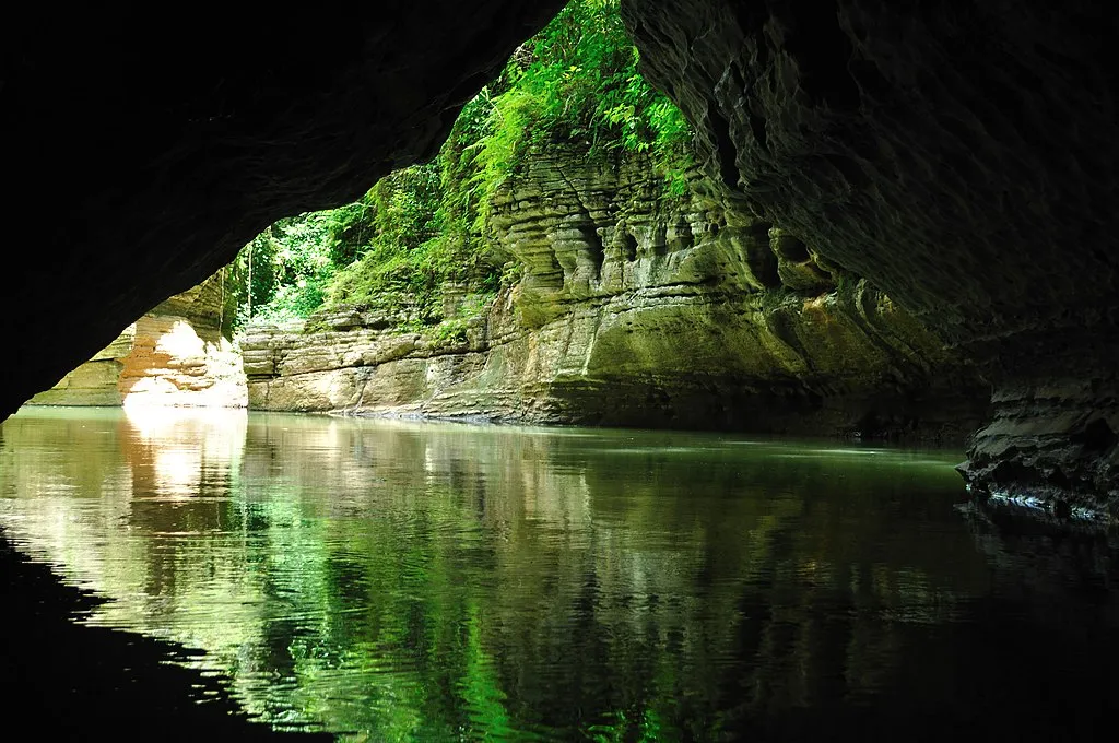 1024px Cave and Tanama River Utuado Puerto Rico