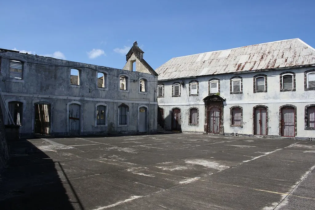1024px Courtyard of Fort George Grenada