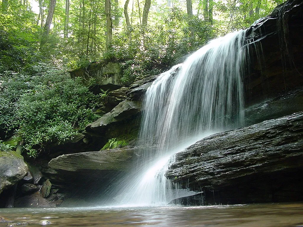 1024px Jonathans Run Falls