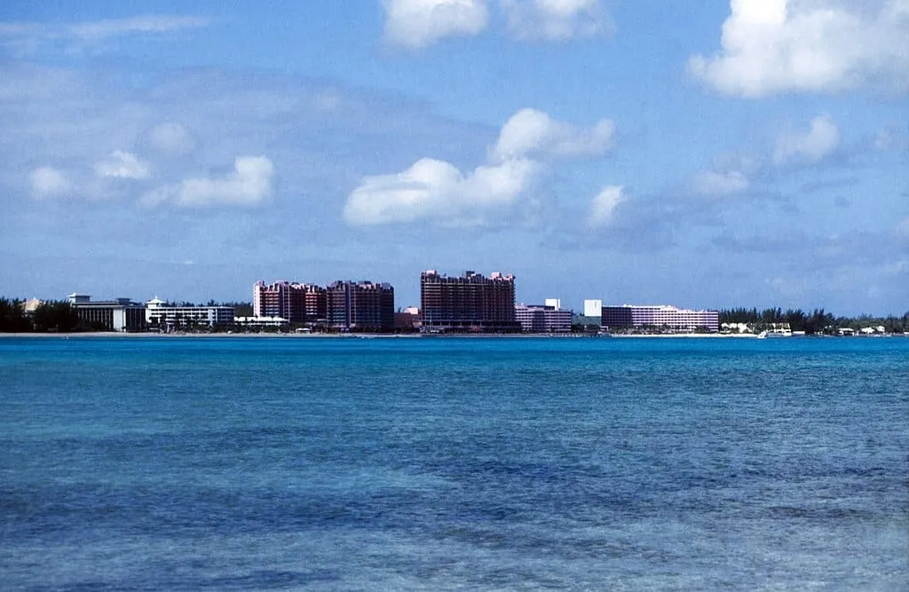 1024px Bahamas 1988 054 New Providence Cable Beach 23365179346