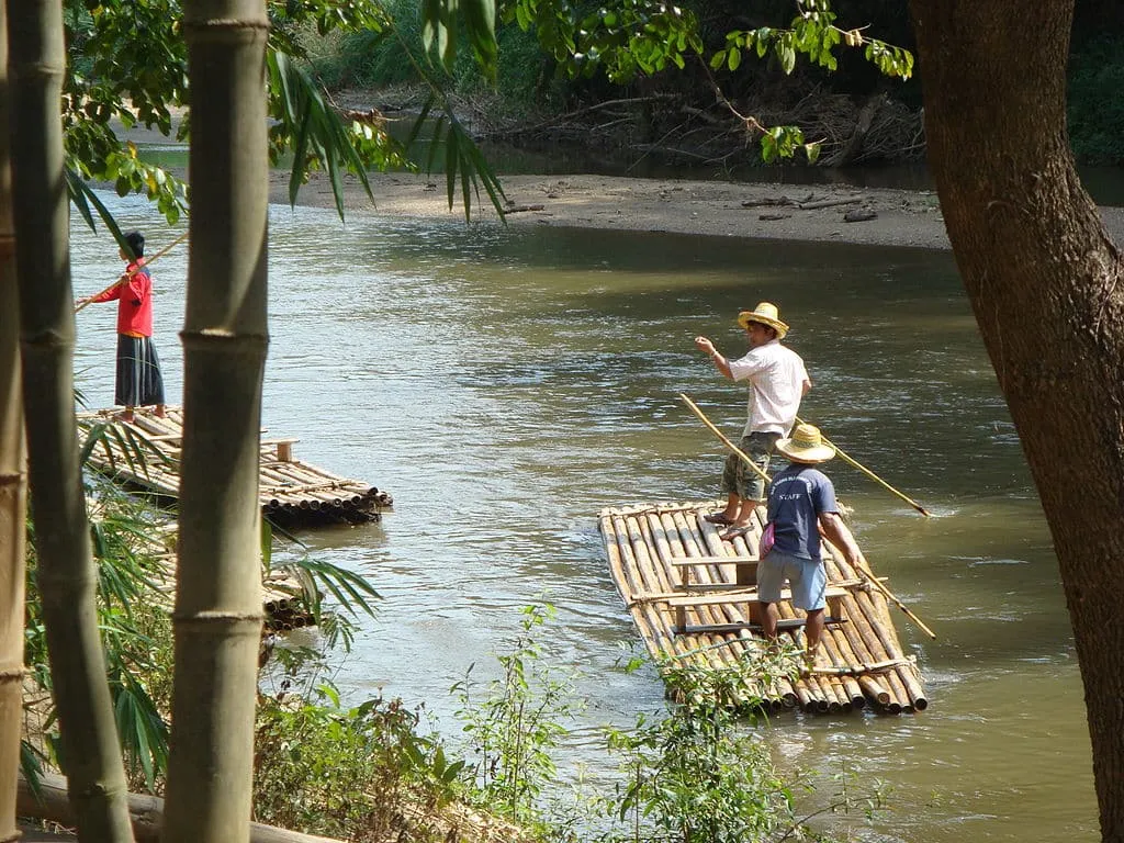 1024px Bamboo raft