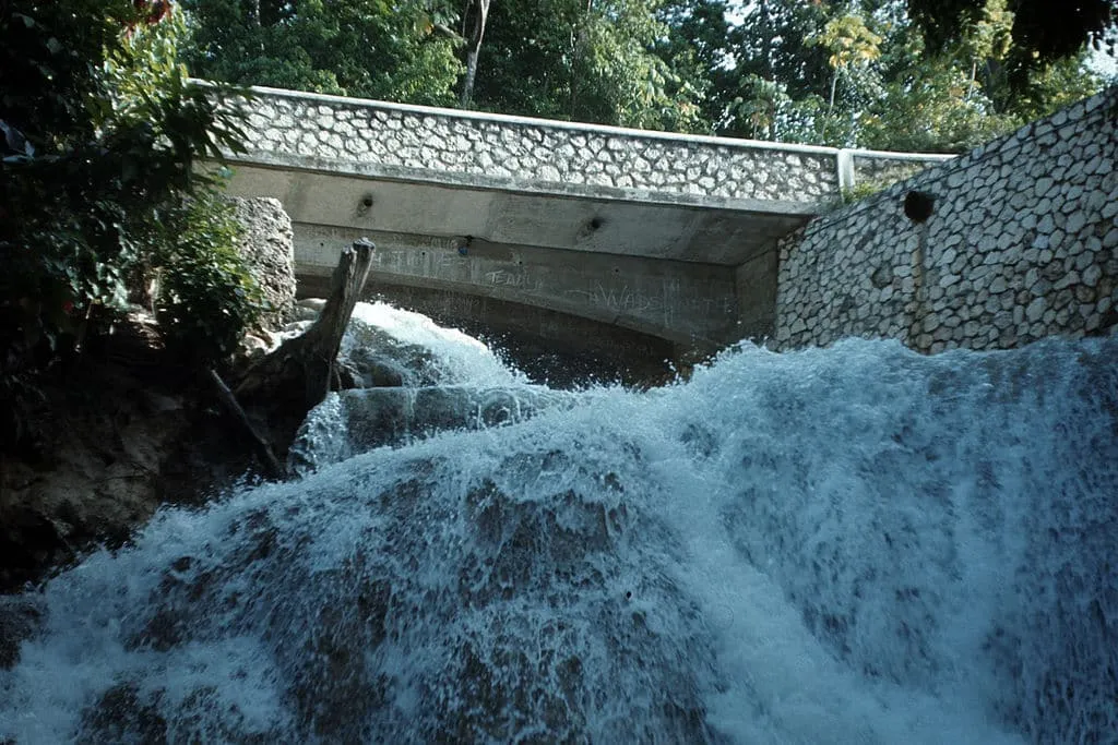 1024px DunnsRiverFalls Jamaica1969 05
