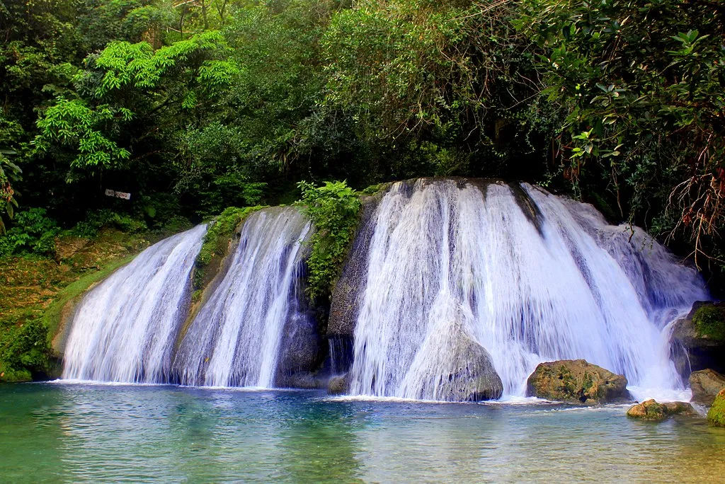 1024px Reach Falls panoramio